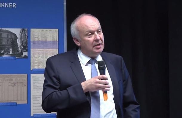 Dr. Gregor Spuhler, Leiter des Archivs für Zeitgeschichte (Foto: Stadtarchiv Heidelberg) Dr. Gregor Spuhler, Leiter des Archivs für Zeitgeschichte (Foto: Stadtarchiv Heidelberg)