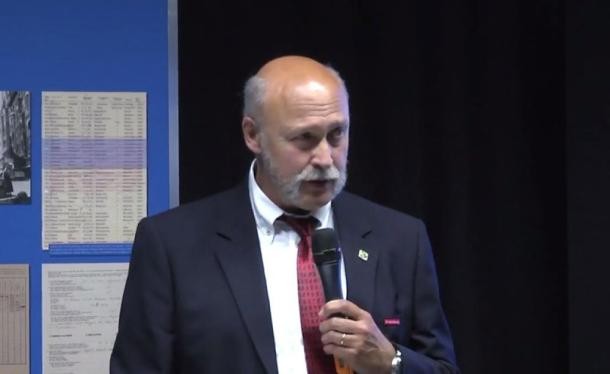 Dr. Peter Blum, Leiter des Stadtarchvs Heidelberg (Foto: Stadtarchiv Heidelberg) Dr. Peter Blum, Leiter des Stadtarchvs Heidelberg (Foto: Stadtarchiv Heidelberg)