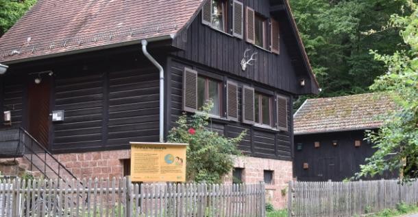 Forsthaus Mühltalstraße (Foto:Dorn) Forsthaus Mühltalstraße.