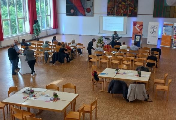 Vereinsforum für Vereinsvorstände (Foto: Stadt Heidelberg) Blick in die Veranstaltungshalle beim Vereinsforum.