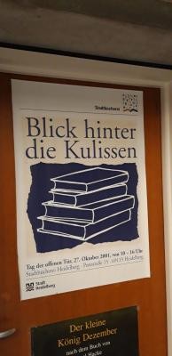 Altes Plakat in Stadtbücherei (Foto: Literaturscouts) Altes Plakat in Stadtbücherei (Foto: Literaturscouts)
