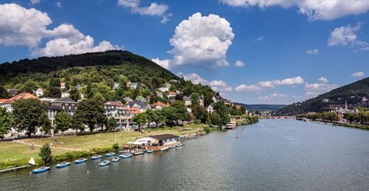 13_topbild_ausblick_neckar_boote_by_Diemer