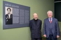 Franz Leichter, der Sohn von Käthe Leichter, mit Rektor Prof. Dr. Bernhard Eitel (r.). (Foto: Rothe/Universität Heidelberg) Franz Leichter, der Sohn von Käthe Leichter, mit Rektor Prof. Dr. Bernhard Eitel.