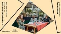 Shooresh Fezoni (Mitte) und Ute Seitz (rechts) vom Verein gegen Müdigkeit e.V. teilen beim Fensterlunch ihre Erfahrungen – auch, wie hier, in der Live-Radio-Produktion. (Foto: Stadt Heidelberg) Drei Menschen sitzen an einem Tisch zusammen