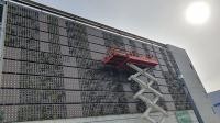 Für Klima- und Artenschutz: Die Fassade am hip-Parkhaus im Heidelberg Innovation Park in Heidelberg-Kirchheim wird großflächig begrünt. (Foto: Stadt Heidelberg) Für Klima- und Artenschutz: Die Fassade am hip-Parkhaus im Heidelberg Innovation Park in Heidelberg-Kirchheim wird großflächig begrünt.