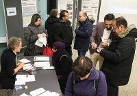 Viele interessierte Bürgerinnen und Bürger nutzten die Informationsangebote der Projektpartner. (Foto: Stadtberatung Dr. Sven Fries) Viele interessierte Bürgerinnen und Bürger nutzten die Informationsangebote der Projektpartner. (Foto: Stadtberatung Dr. Sven Fries)