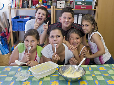 Gemeinsam schmeckt's am besten. Mittagsbetreuung der Wilckensschule. (Foto: Rothe)