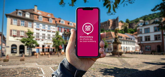 Handy mit Mein Heidelberg App 